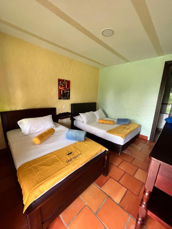 Hotel Campestre Los Mangos Quimbaya Zewnętrze zdjęcie