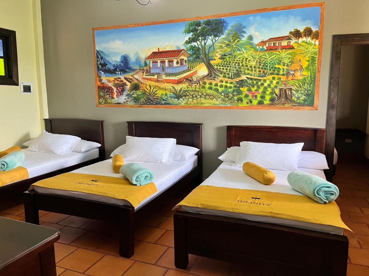 Hotel Campestre Los Mangos Quimbaya Zewnętrze zdjęcie