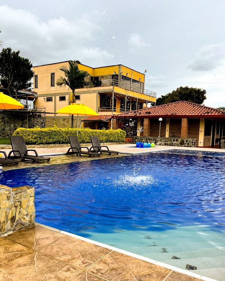 Hotel Campestre Los Mangos Quimbaya Zewnętrze zdjęcie