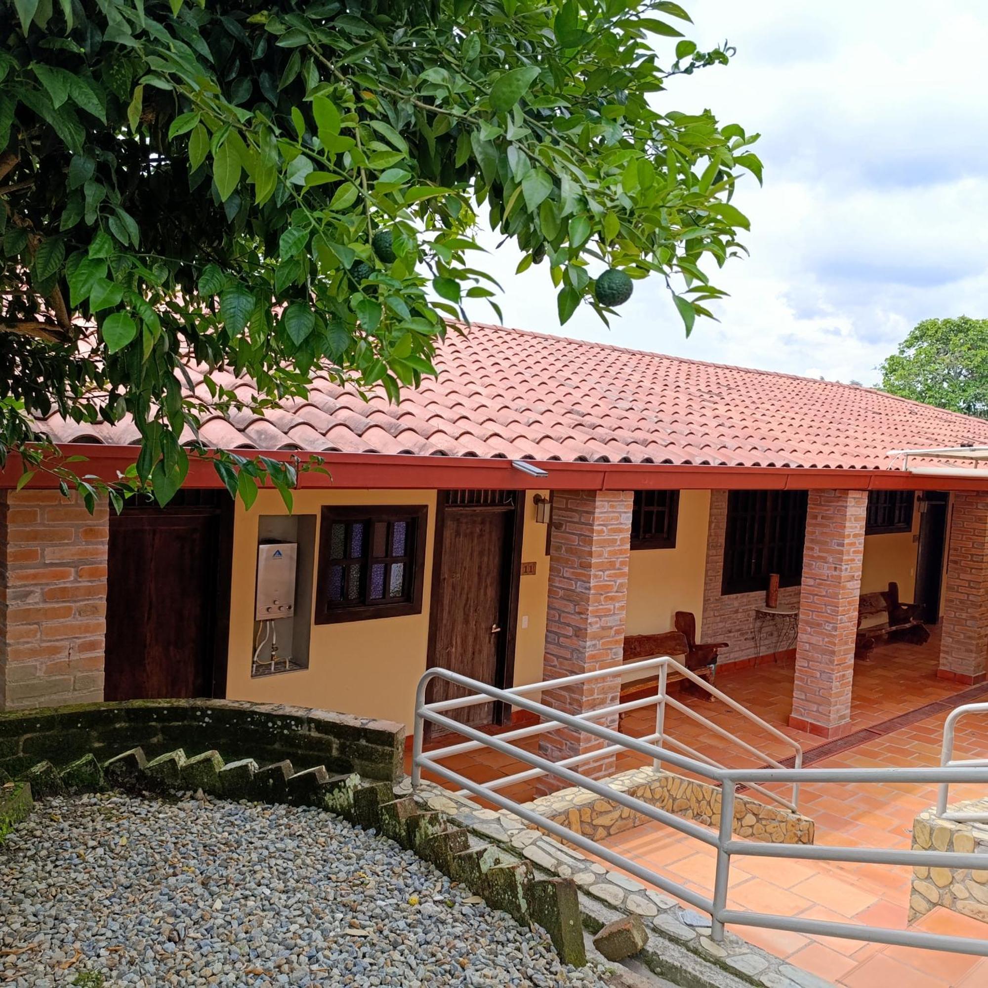 Hotel Campestre Los Mangos Quimbaya Zewnętrze zdjęcie