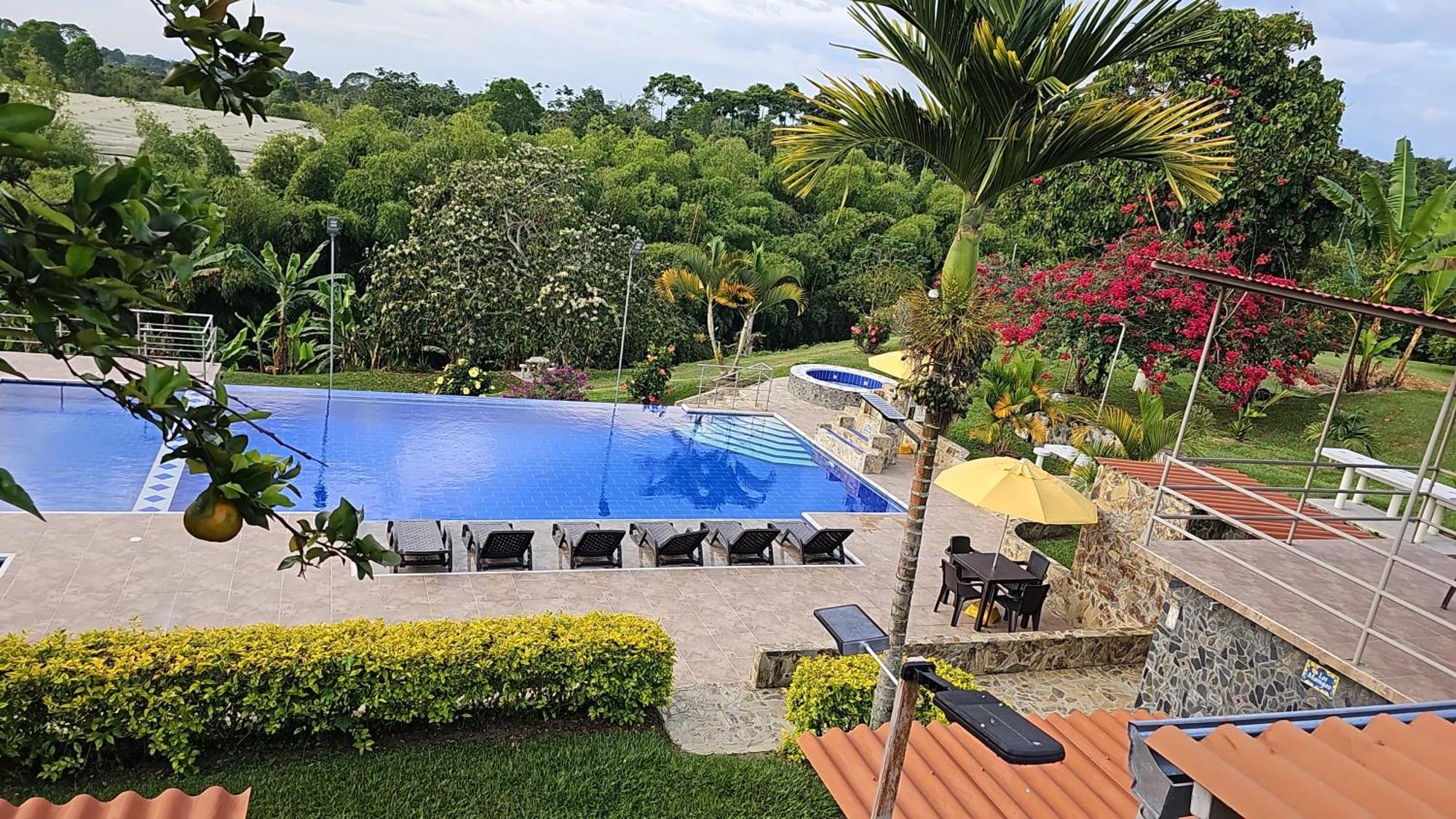 Hotel Campestre Los Mangos Quimbaya Zewnętrze zdjęcie