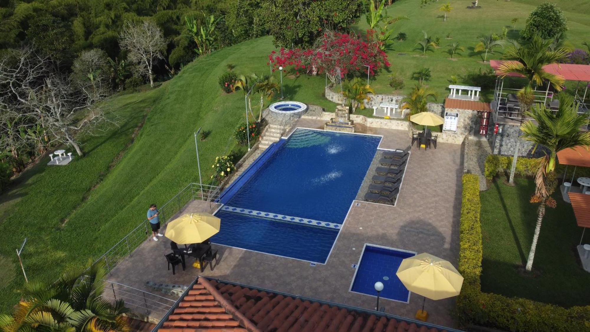 Hotel Campestre Los Mangos Quimbaya Zewnętrze zdjęcie